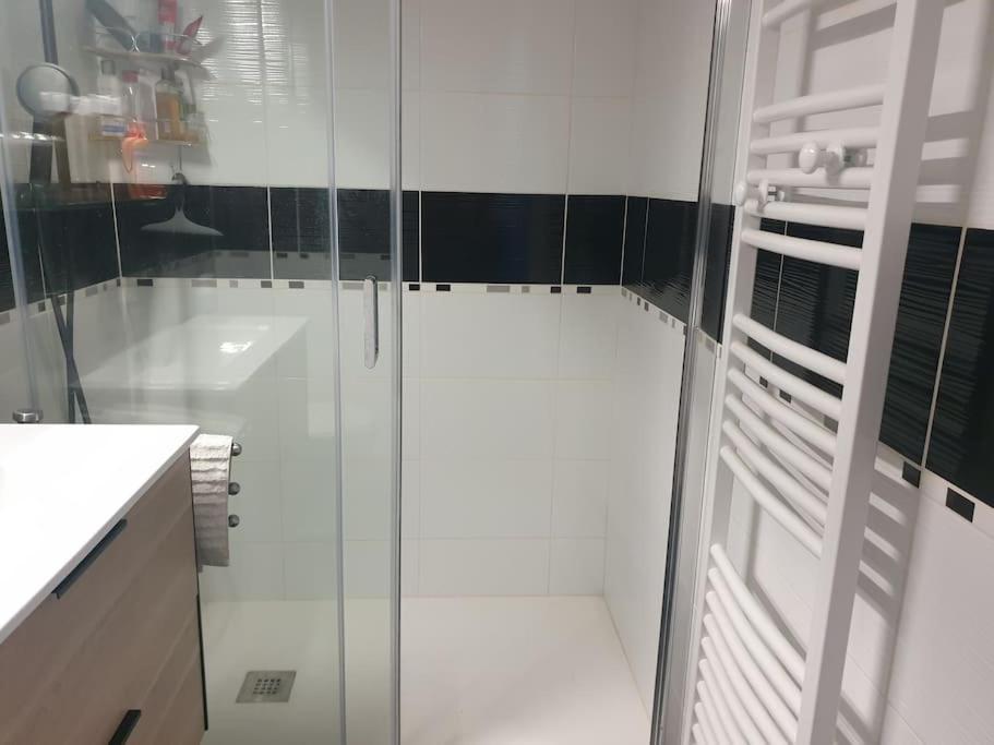 Appartement Avec Grand Jardin Labatut  المظهر الخارجي الصورة