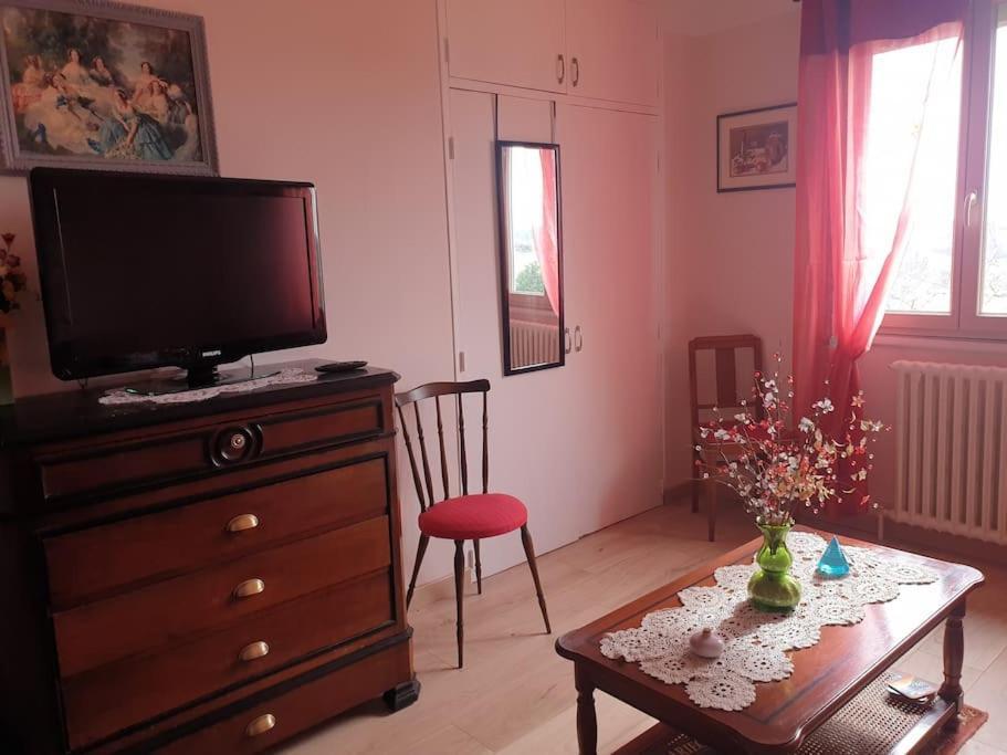 Appartement Avec Grand Jardin Labatut  المظهر الخارجي الصورة